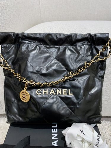 Chanel 22 AS3260 Small Bag Black Shiny Crumpled Calfskin Gold Hardware photo review